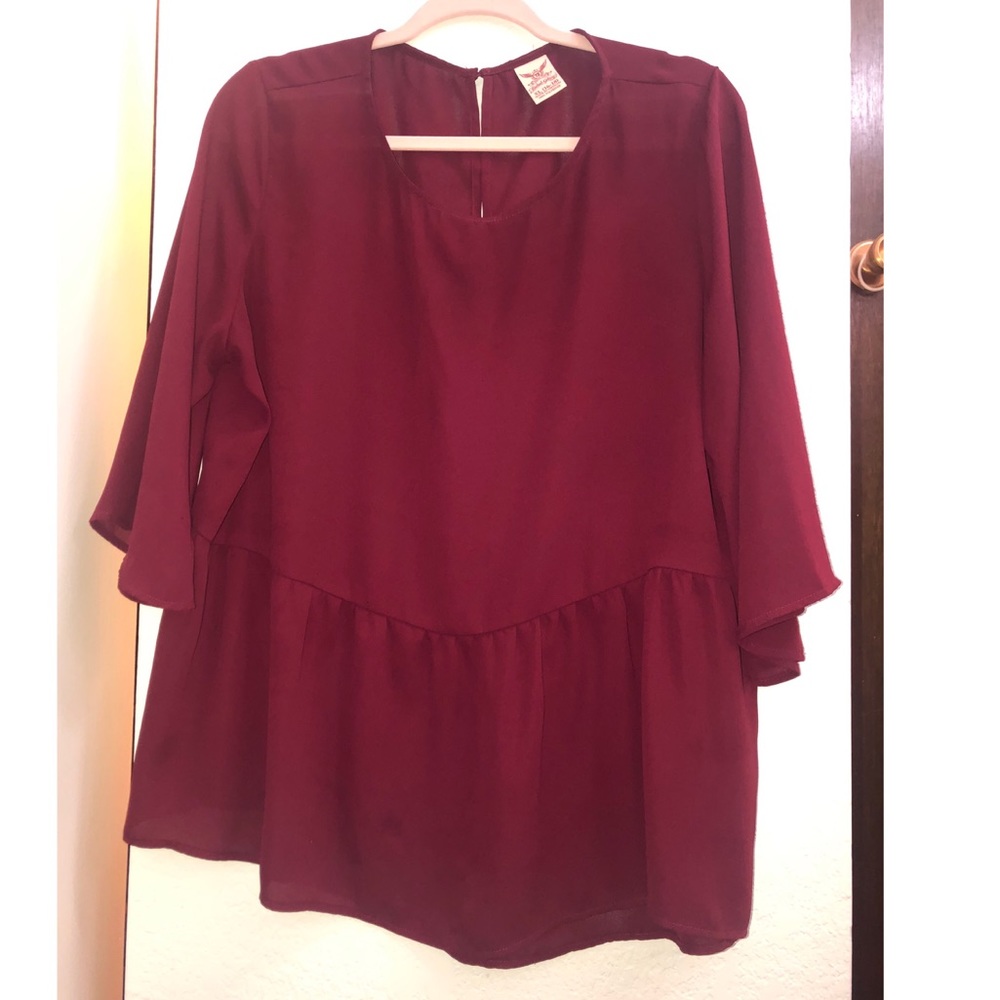 Maroon Flowy Sleeve Top | XL